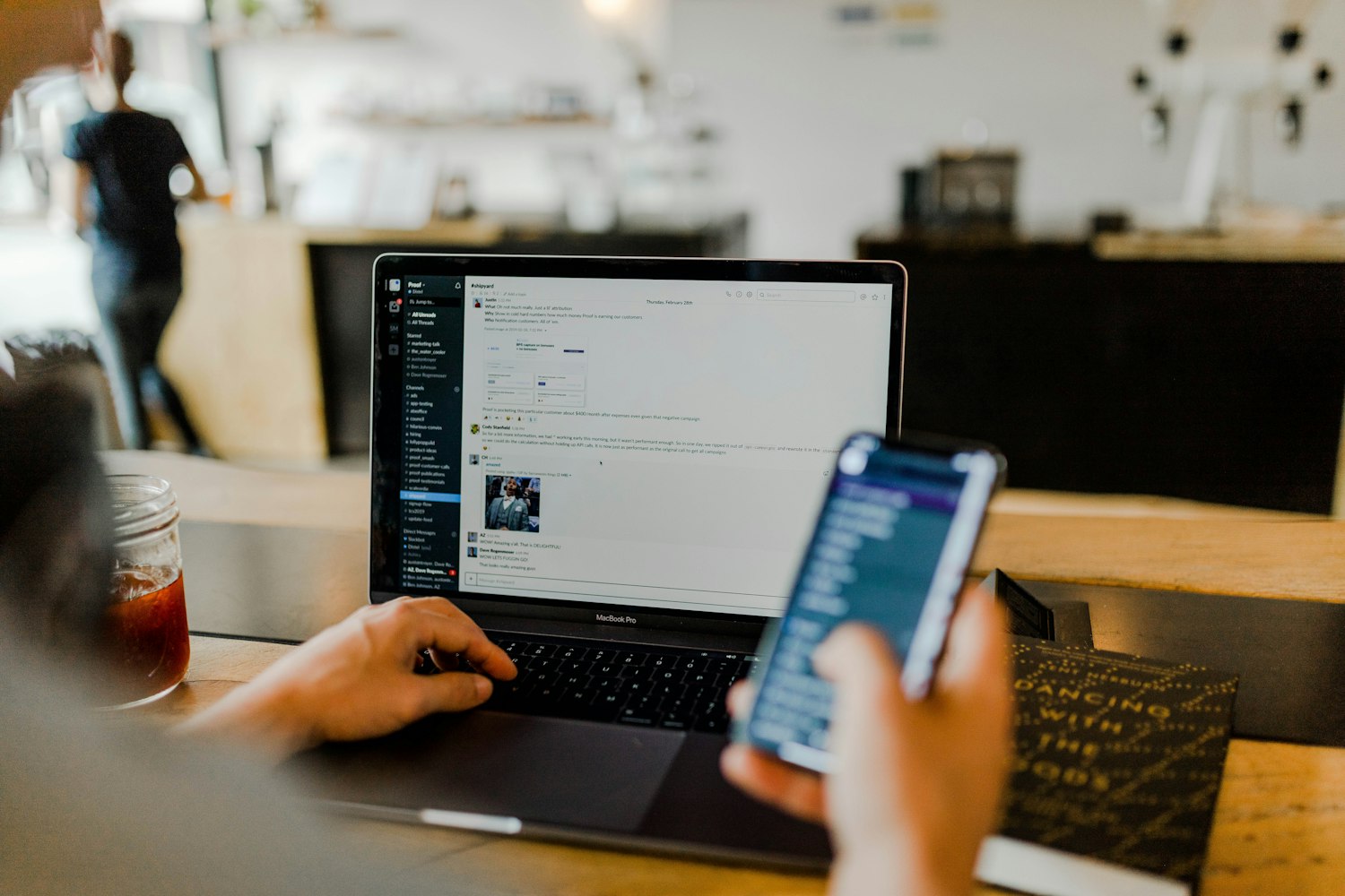 One app running on the desktop and the phone at the same time